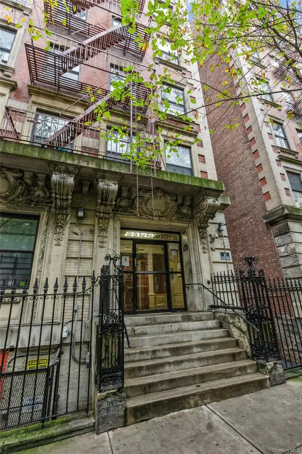 100 W 141 Street #57, New York (Manhattan), NY 10030