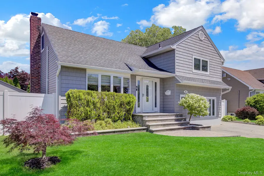 6 Oxford Avenue, Massapequa, NY 11758 - #2