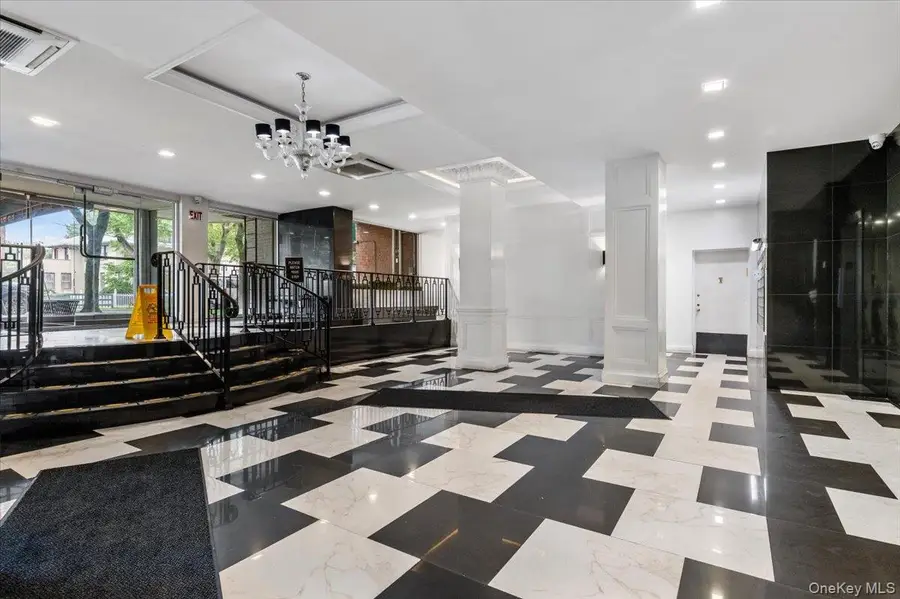 833 Central Avenue #5B, Far Rockaway, NY 11691 - #2