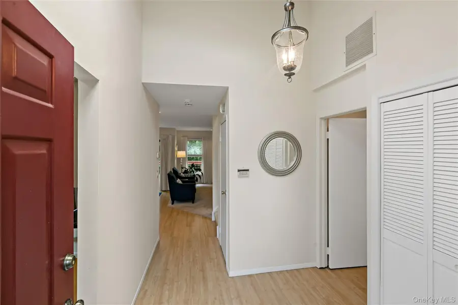 191 Horseshoe Circle, Ossining, NY 10562 - #3