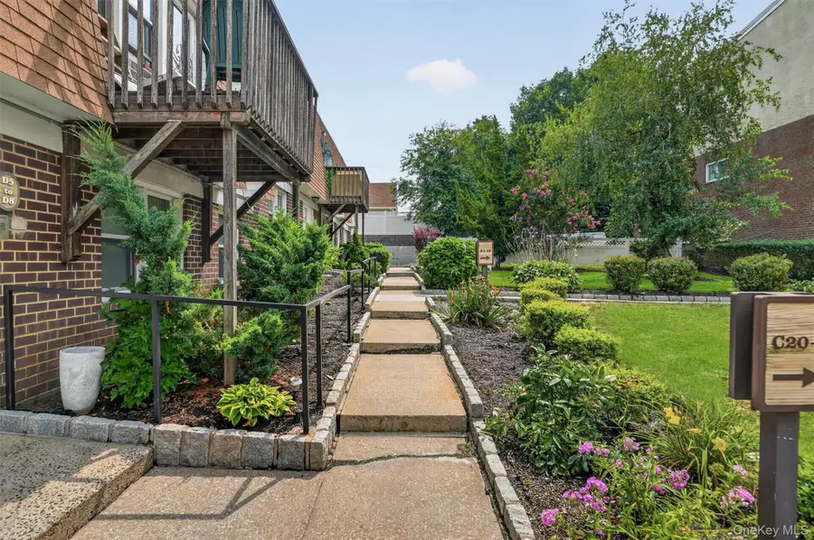 380 N Broadway #D14, Yonkers, NY 10701 - #3
