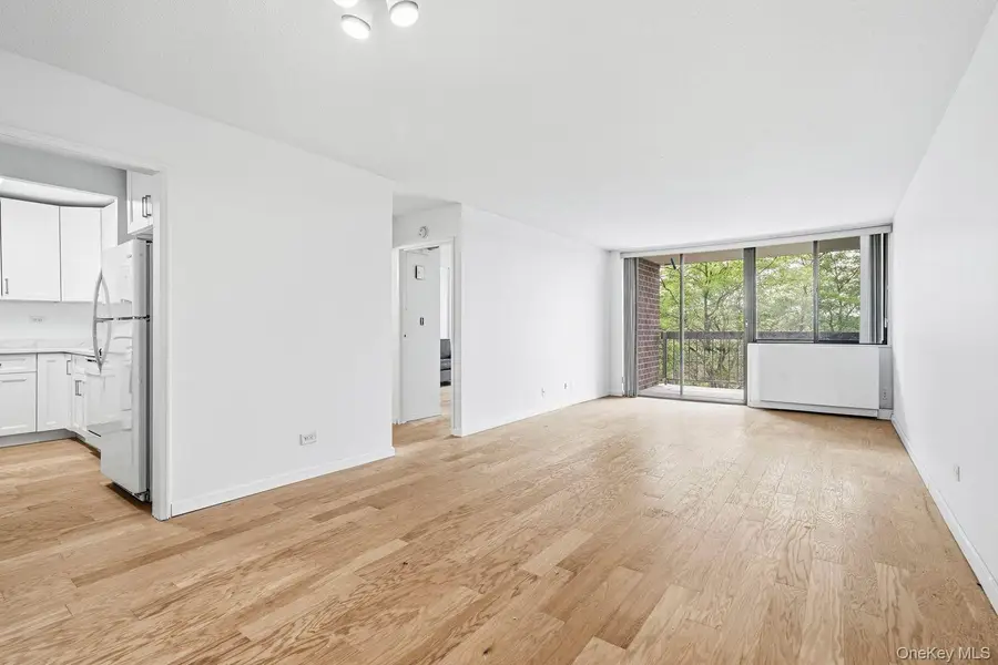 2 Bay Club Drive #6F, Bayside, NY 11360 - #3