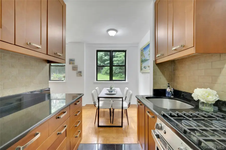 735 Kappock Street #2F, Bronx, NY 10463 - #3