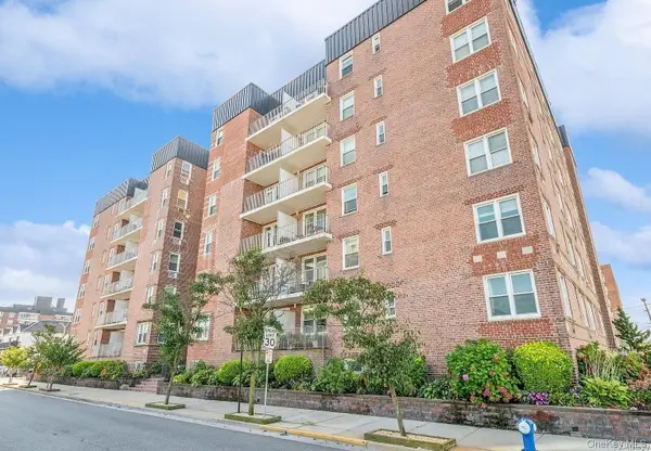 210 E Broadway #6L, Long Beach, NY 11561
