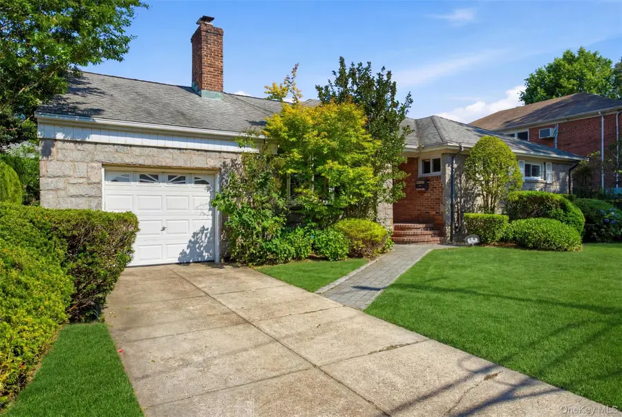 169 Landau Avenue, Floral Park, NY 11001 - #2