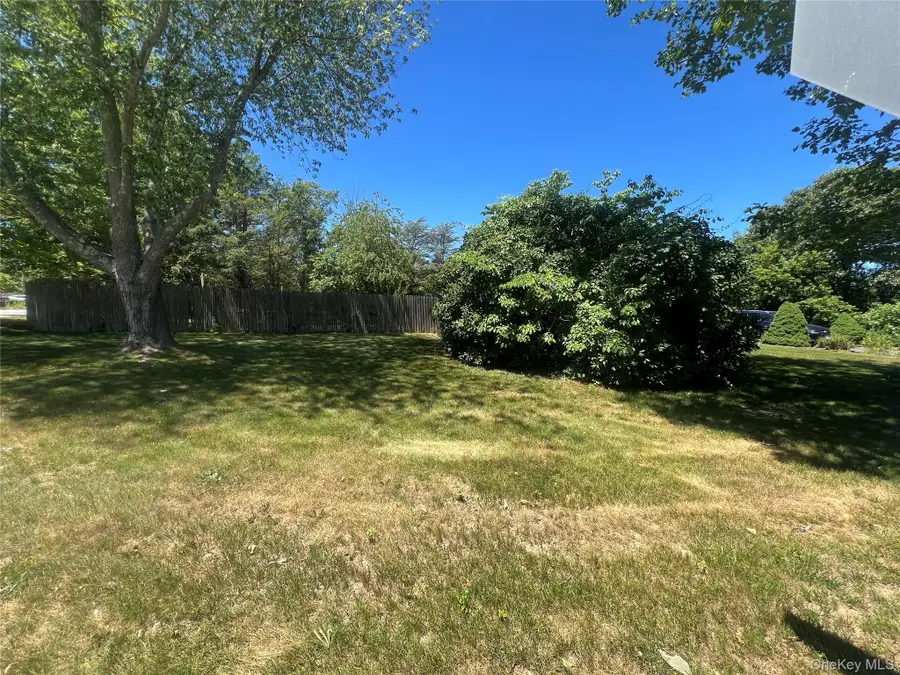 2 Peters Lane, Port Jefferson Station, NY 11776 - #2