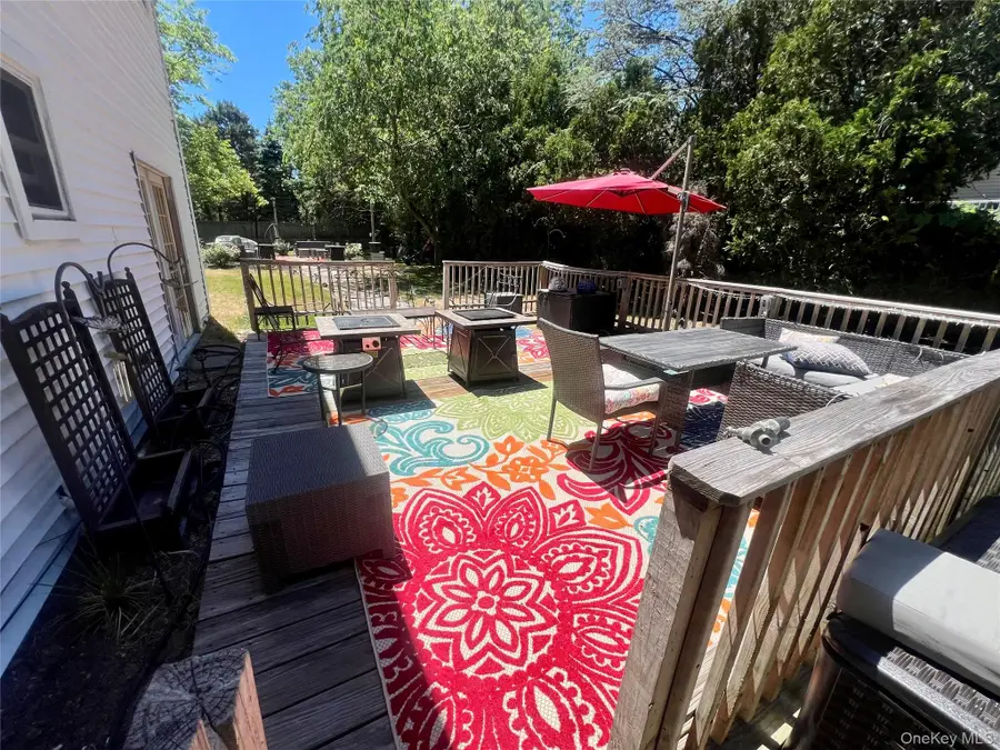 2 Peters Lane, Port Jefferson Station, NY 11776 - #3