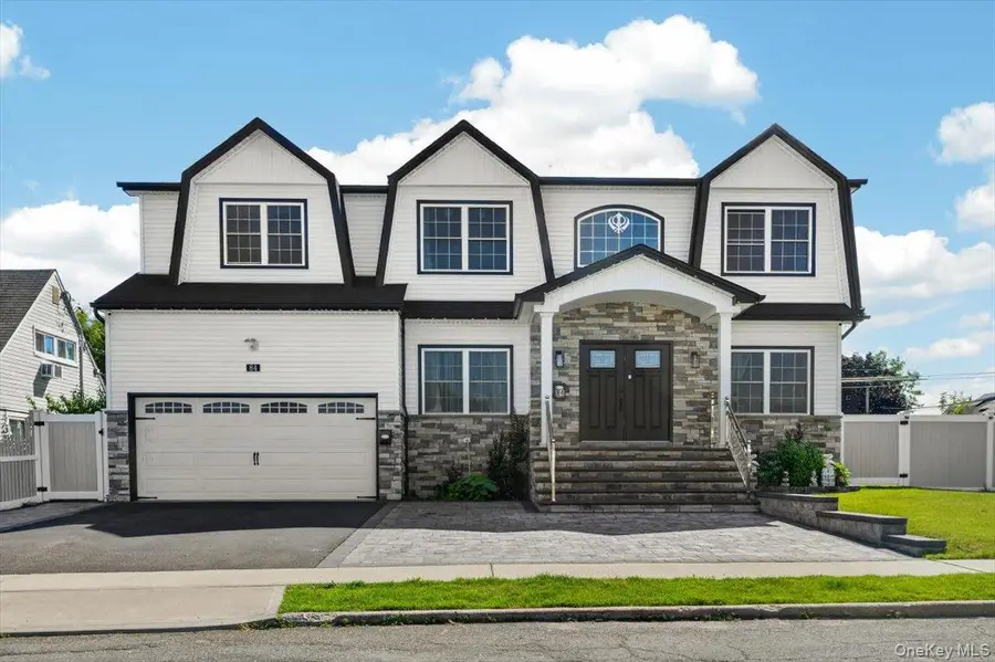 84 Choir Lane, Westbury, NY 11590 - #2