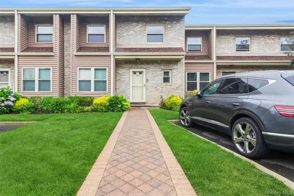 2845 Nicole Court, Oceanside, NY 11572