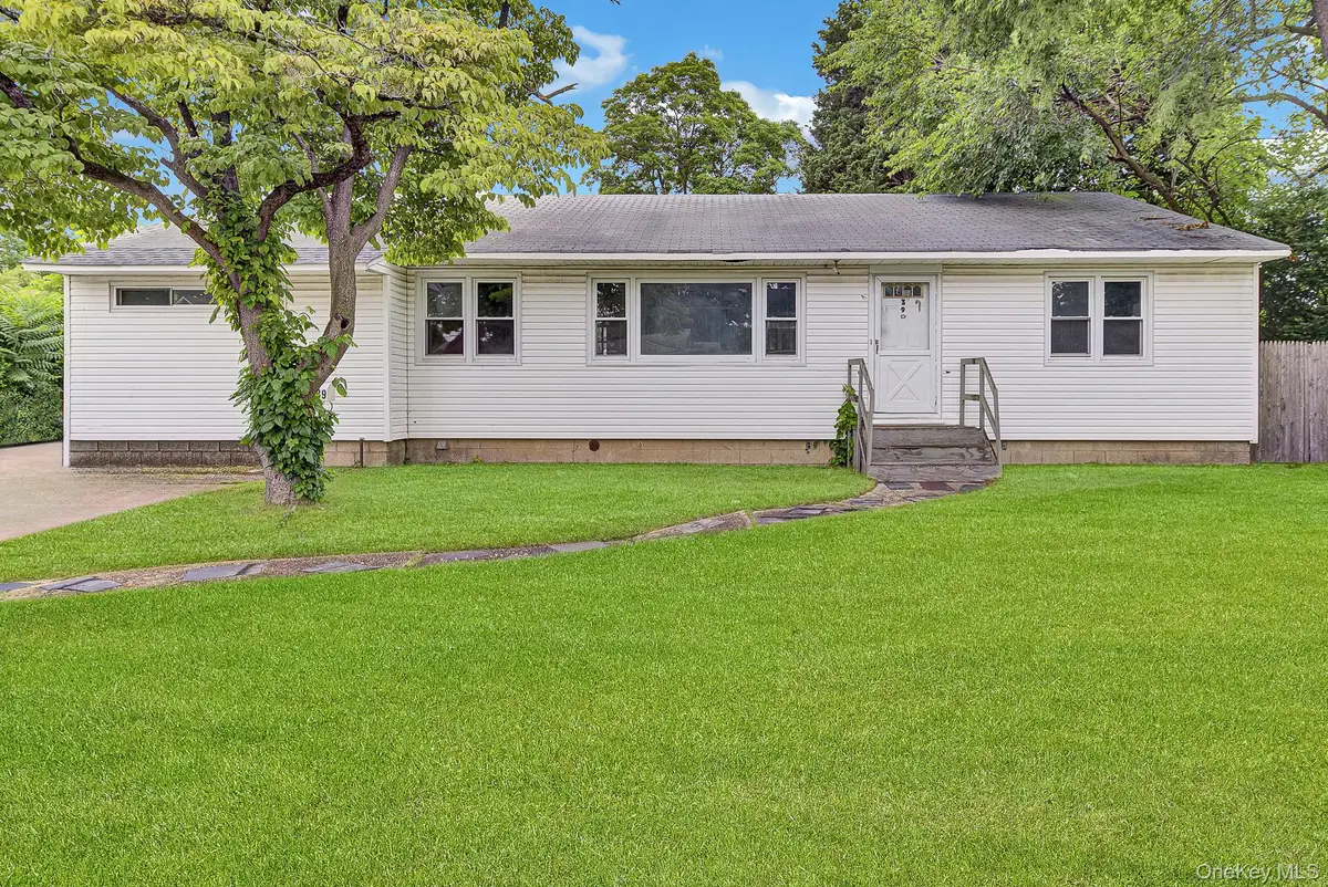 39 3rd Avenue, Westbury, NY 11590 - #1