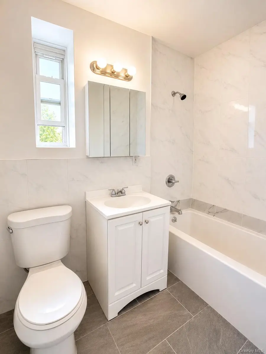 83-36 Beverly Road #5B, Kew Gardens, NY 11415 - #2