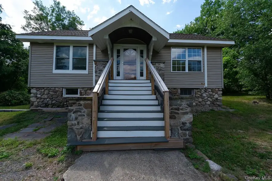 3-5 Friendly Acres, Campbell Hall, NY 10916 - #2