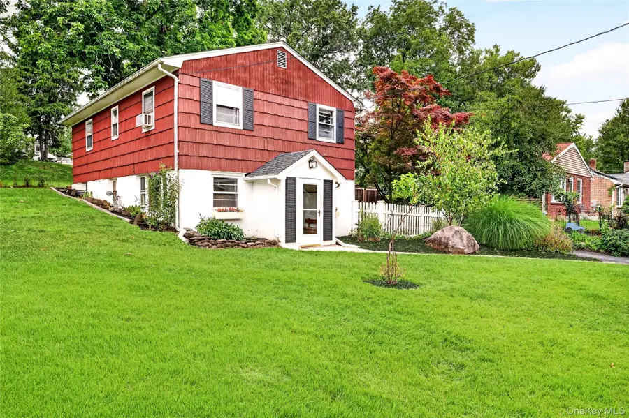 404 Tompkins Avenue, Nyack, NY 10960 - #3