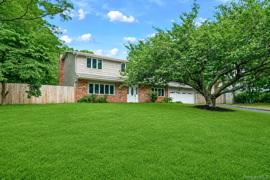 111 Pine Street, Port Jefferson Station, NY 11776 - #3
