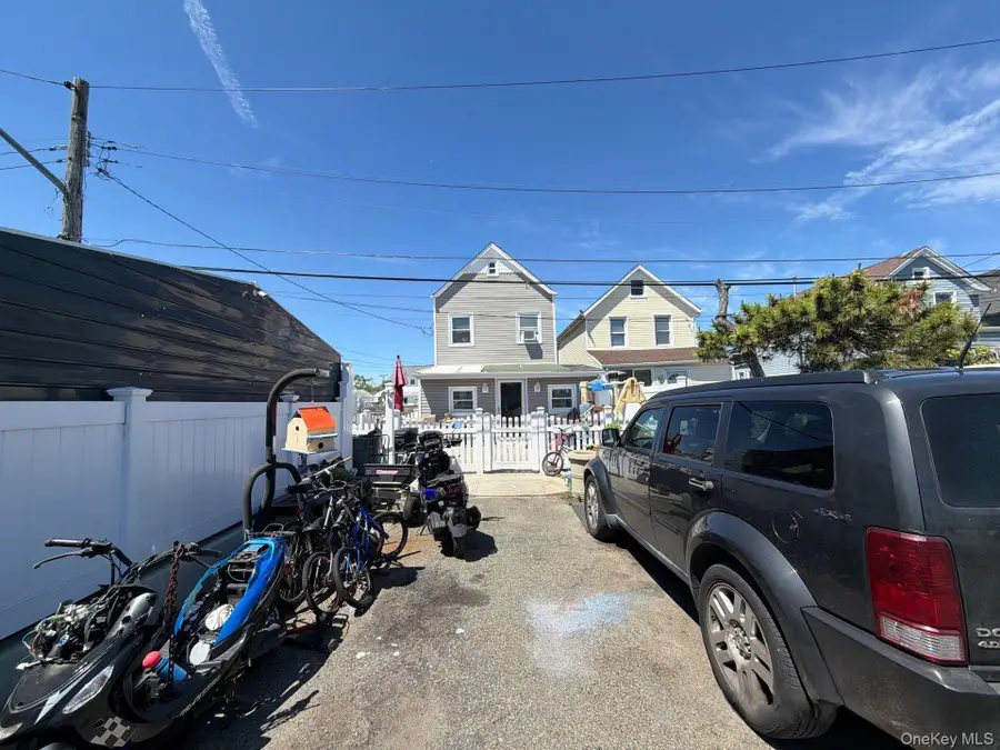 4 Bayview Avenue, Howard Beach, NY 11414 - #3