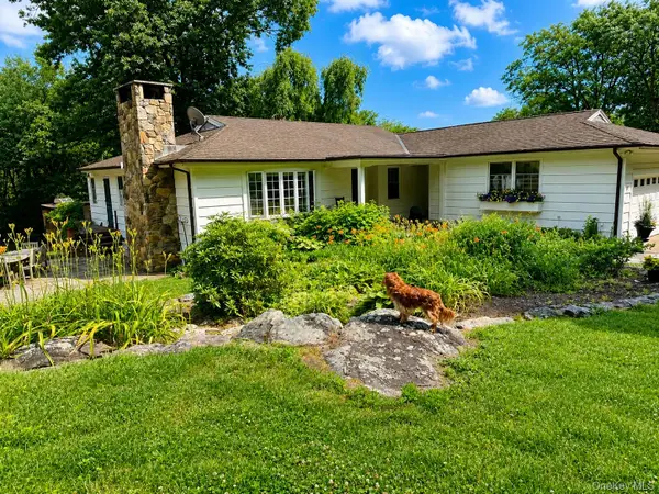 10 Apple Tree Lane, Pound Ridge, NY 10576
