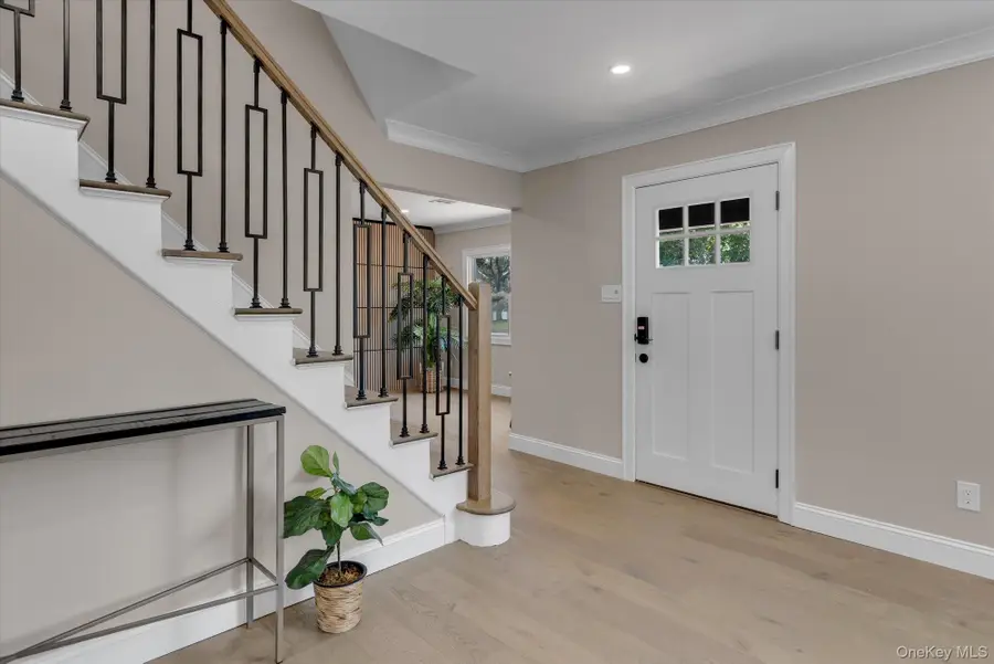 26 Malvern Lane, Stony Brook, NY 11790 - #3