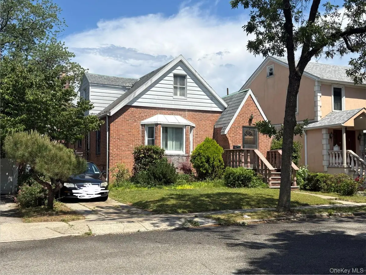 6911 180th Street, Fresh Meadows, NY 11365 - #1