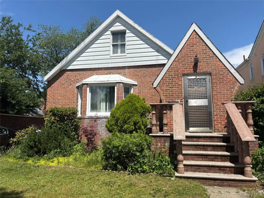 6911 180th Street, Fresh Meadows, NY 11365 - #2