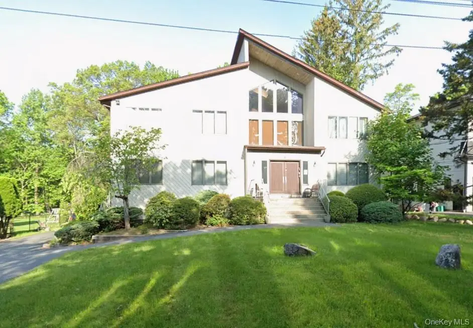 9 Carlton Lane, Monsey, NY 10952 - #1