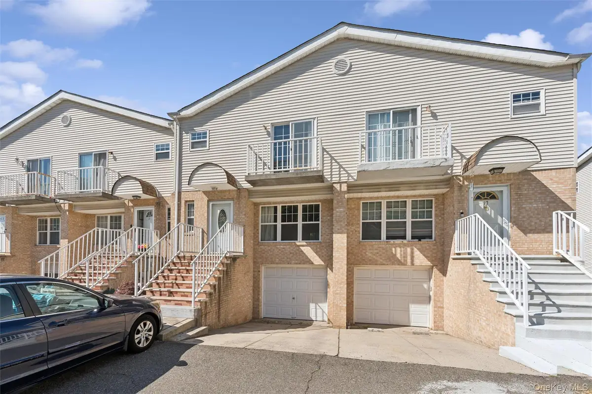 1601 Johnson Avenue #16, Elmont, NY 11003 - #1