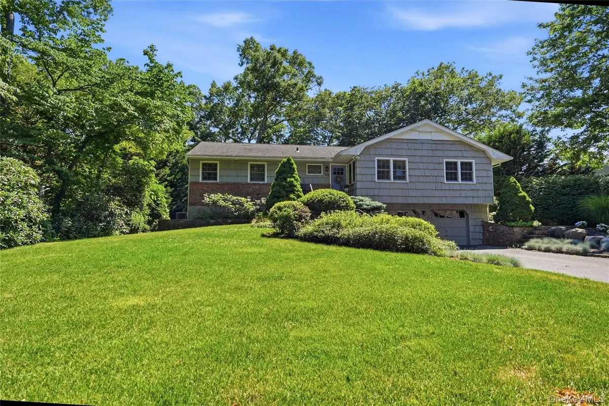 115 Autumn Drive, Hauppauge, NY 11788 - #1