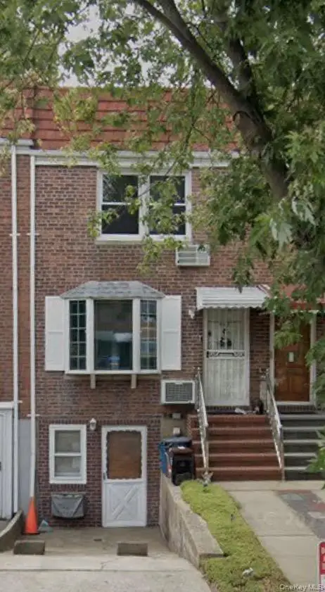 4318 195th Street, Flushing, NY 11358