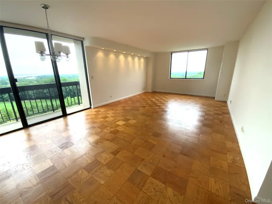 27110 Grand Central Parkway #14E, Queens, NY 11005 - #3