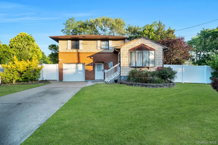 164 Pennsylvania Avenue, Bay Shore, NY 11706 - #2