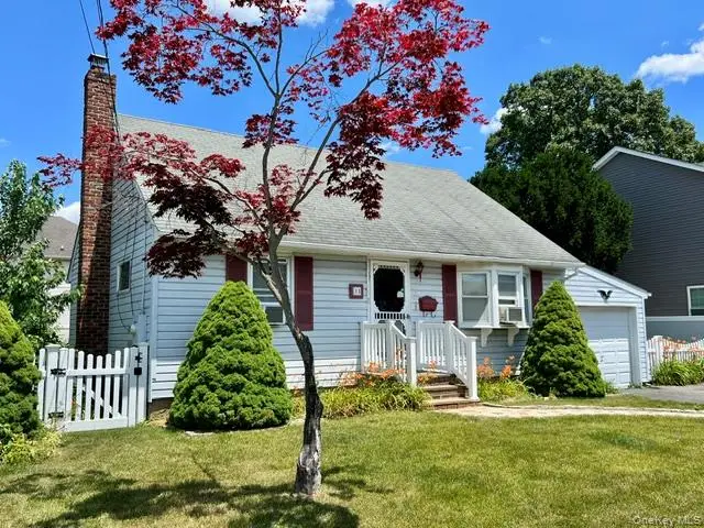 18 Plymouth Road, Massapequa, NY 11758 - #2