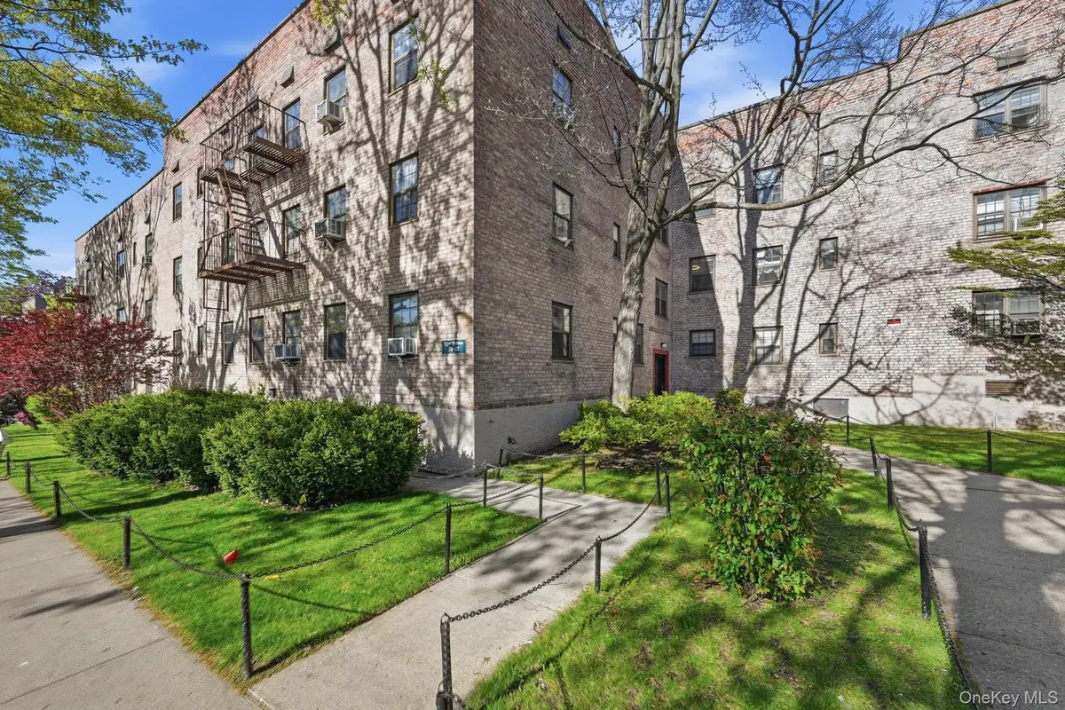 7837 Main Street #2D, Flushing, NY 11367 - #1