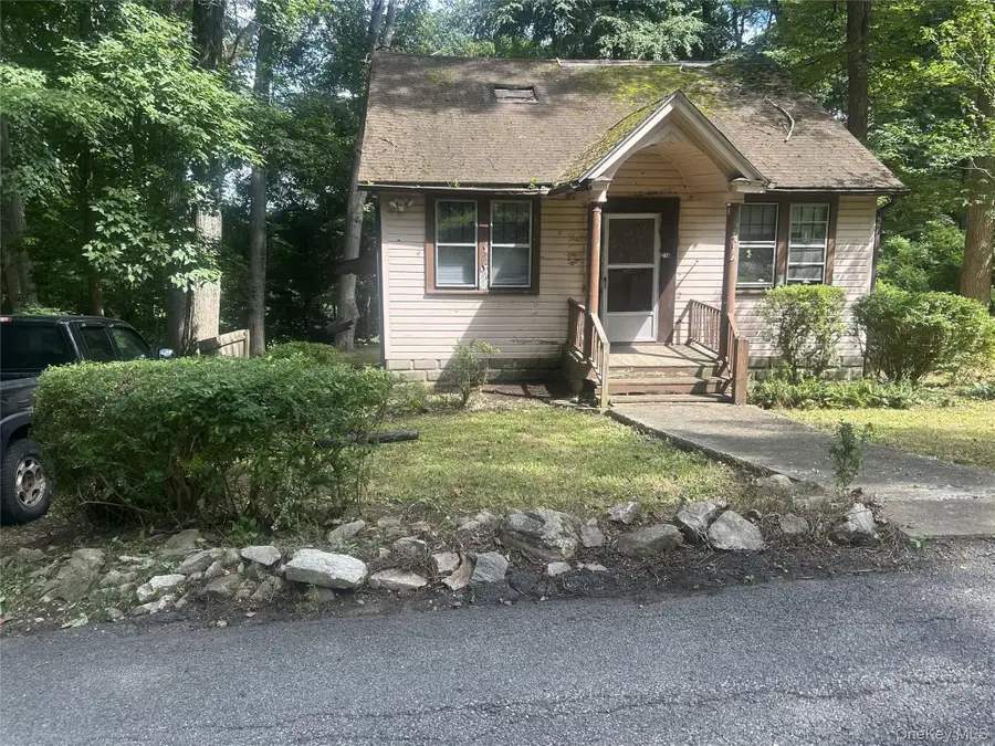 214 Walnut Road, Lake Peekskill, NY 10537 - #2