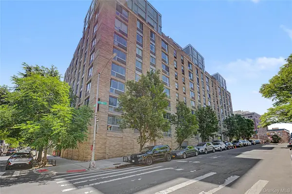 68 Bradhurst Avenue #5W, New York (Manhattan), NY 10039