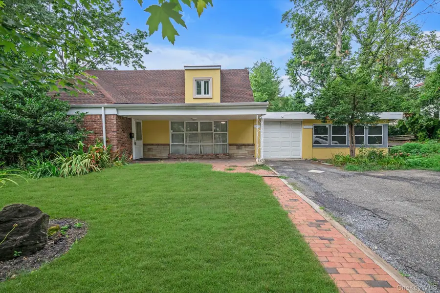 125 Baker Hill Road, Great Neck, NY 11023 - #2