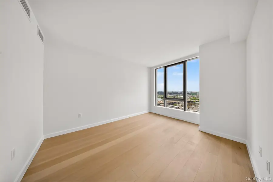 3371 Prince Street #9E, Flushing, NY 11354 - #2
