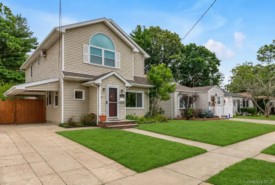 1185 Webber Avenue, South Hempstead, NY 11550 - #2