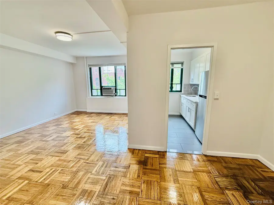 1680 Metropolitan #6D, Bronx, NY 10462 - #2