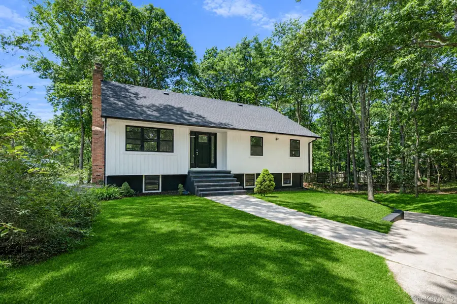 465 Helene Avenue, Shirley, NY 11967 - #2