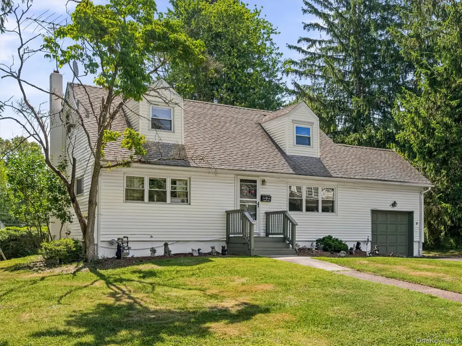 11 Hollow Drive, New City, NY 10956 - #3