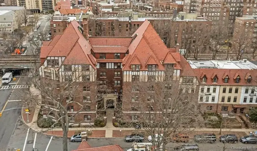 150 Burns Street #5H, Forest Hills, NY 11375 - #3