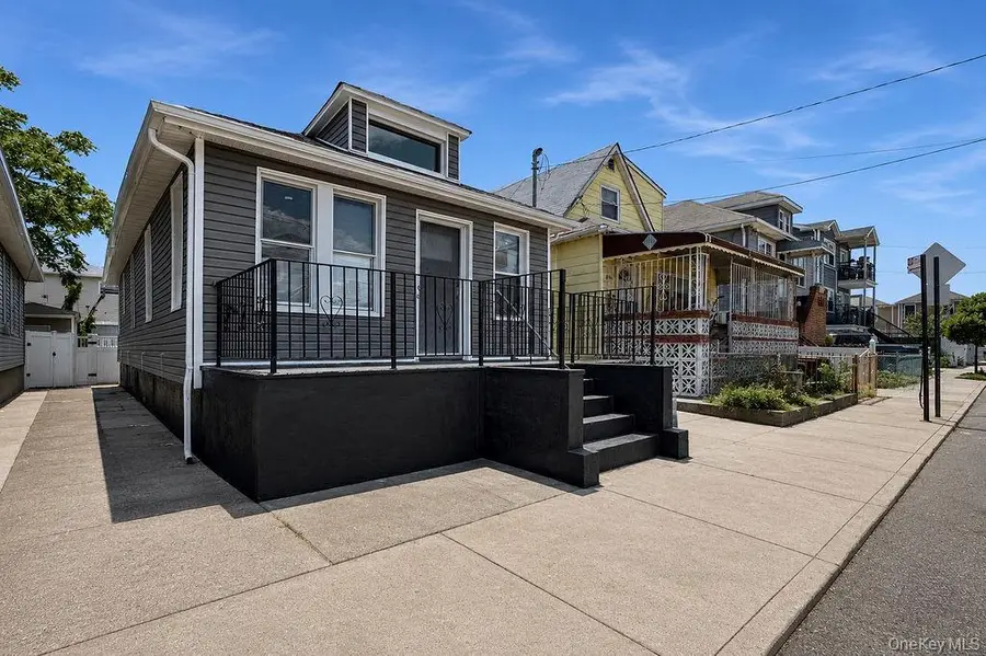 69-39 Elizabeth Avenue, Far Rockaway, NY 11692 - #2