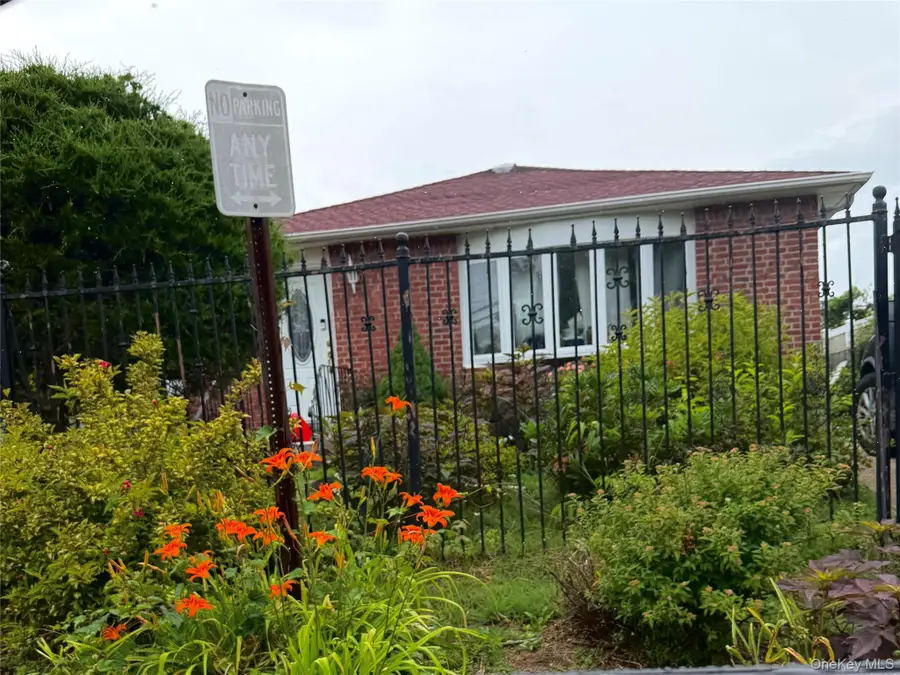 74 E 5th Street, Huntington Station, NY 11746 - #2