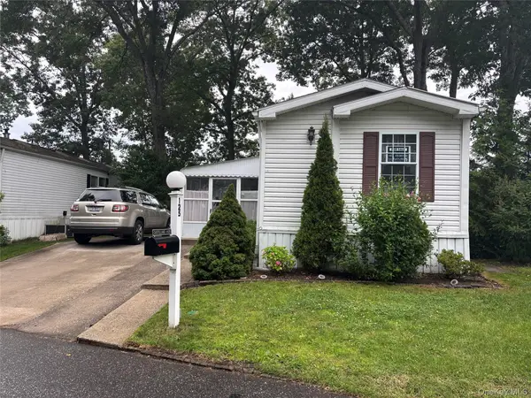 1661 Old Country Road #125, Riverhead, NY 11901