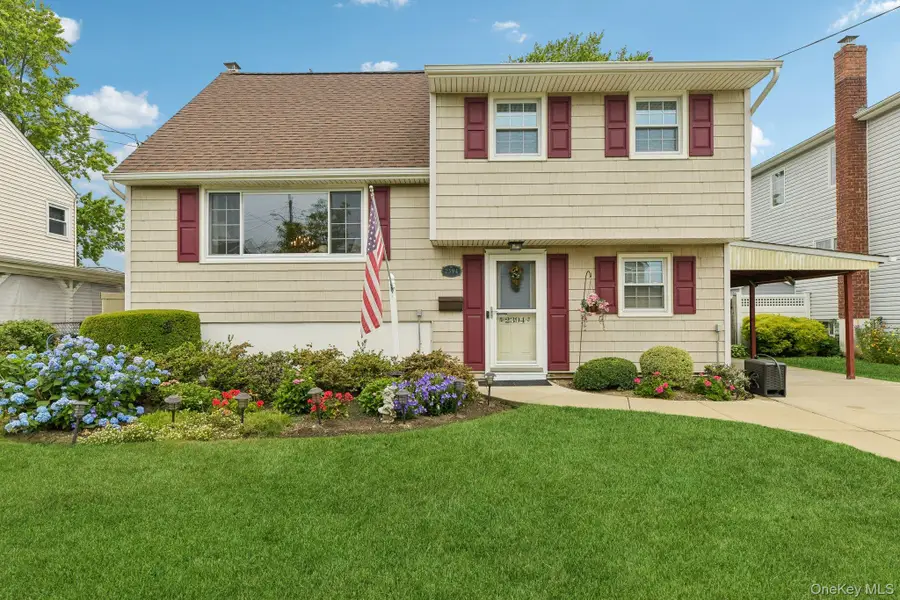 2394 Cedar Street, Seaford, NY 11783 - #2
