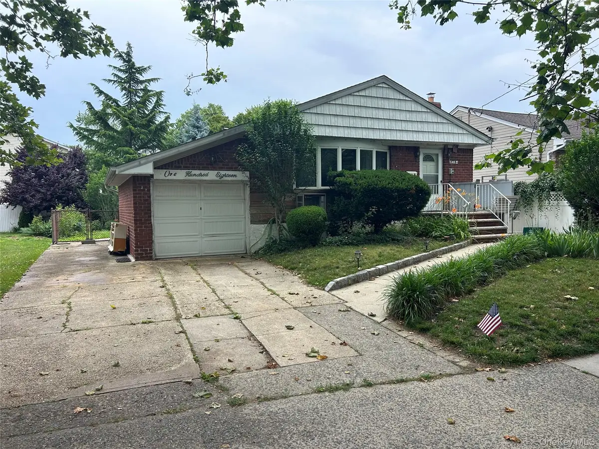 118 Franklin Avenue, Malverne, NY 11565 - #1