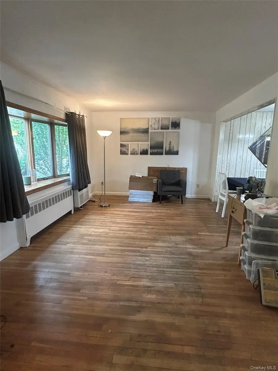 118 Franklin Avenue, Malverne, NY 11565 - #2