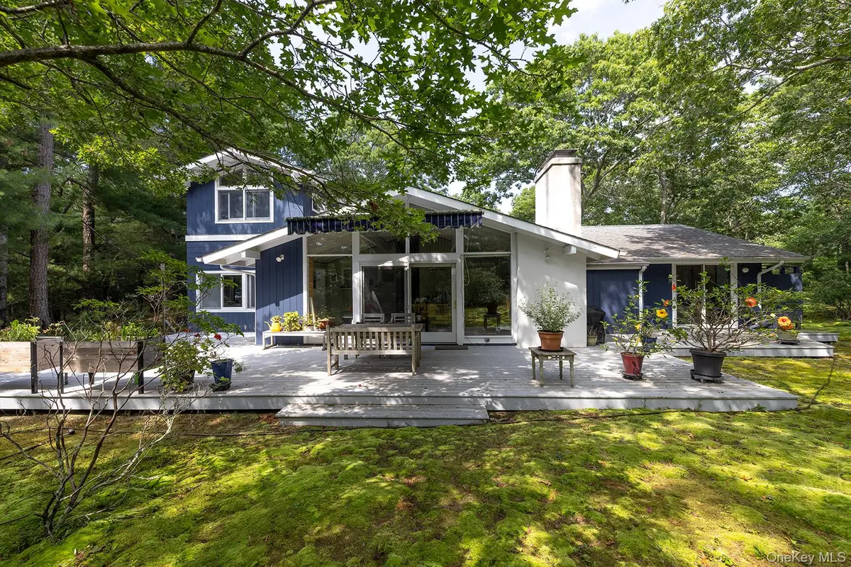 197 Two Holes Water Road, East Hampton, NY 11937 - #1
