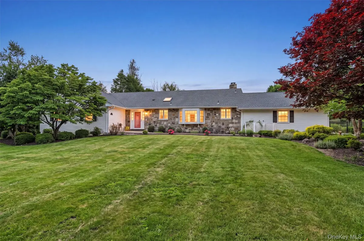 5 Hedges Road, Warwick, NY 10990 - #1