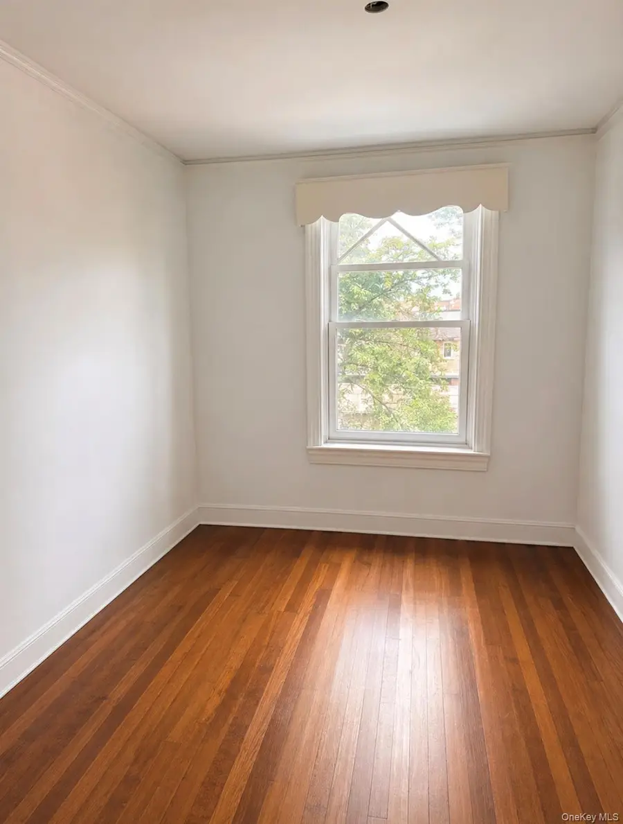 Address Withheld By Seller, Bronx, NY 10470 - #2