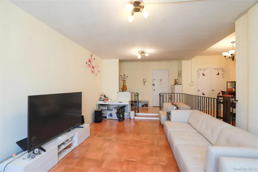 98-25 64th Road #6F, Rego Park, NY 11374 - #2